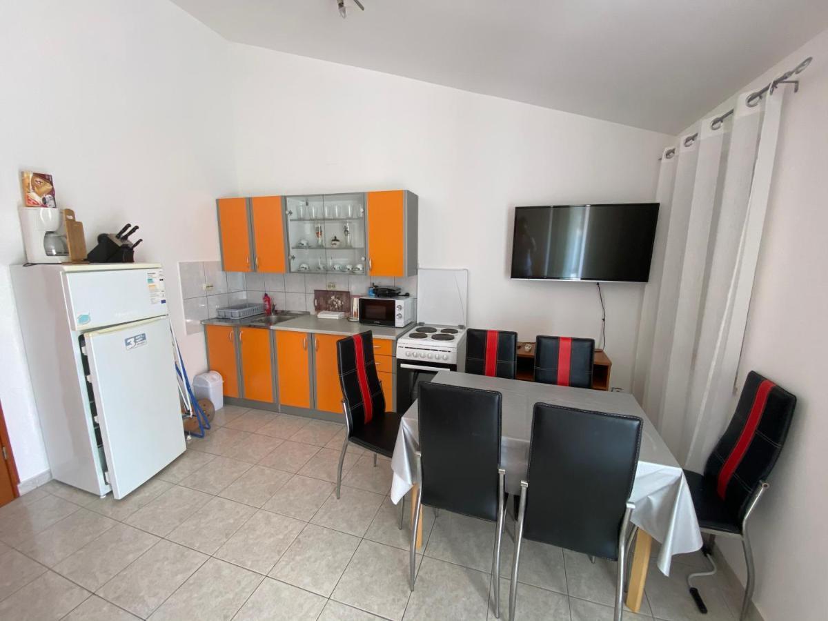 Apartmani Anita 斯塔利格拉德-帕克利尼卡 外观 照片