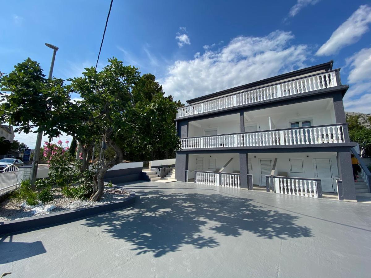 Apartmani Anita 斯塔利格拉德-帕克利尼卡 外观 照片