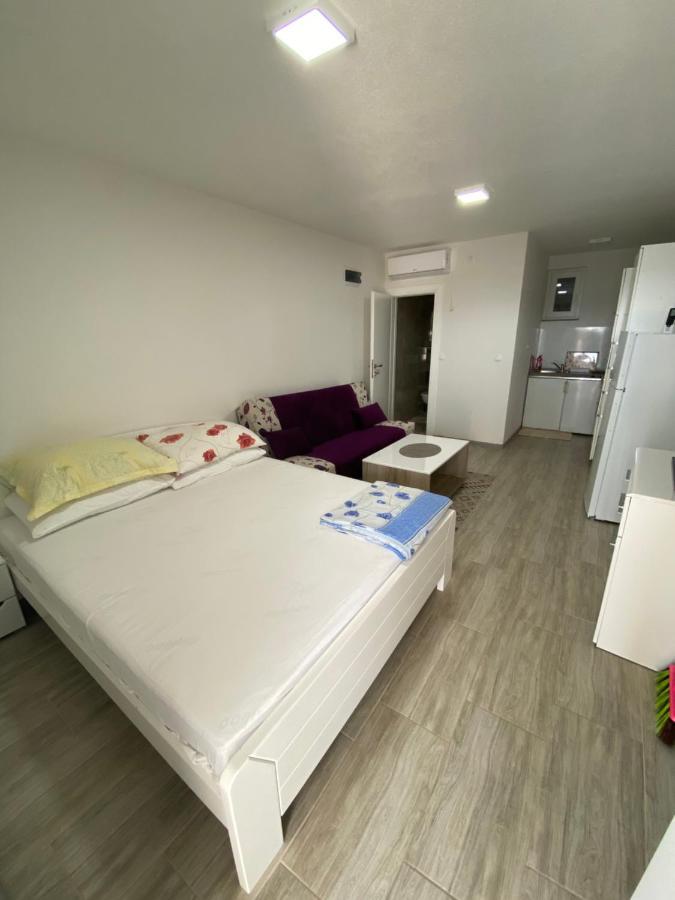 Apartmani Anita 斯塔利格拉德-帕克利尼卡 外观 照片