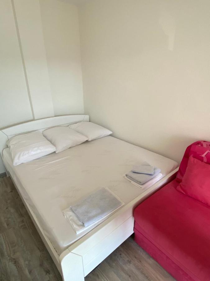 Apartmani Anita 斯塔利格拉德-帕克利尼卡 外观 照片