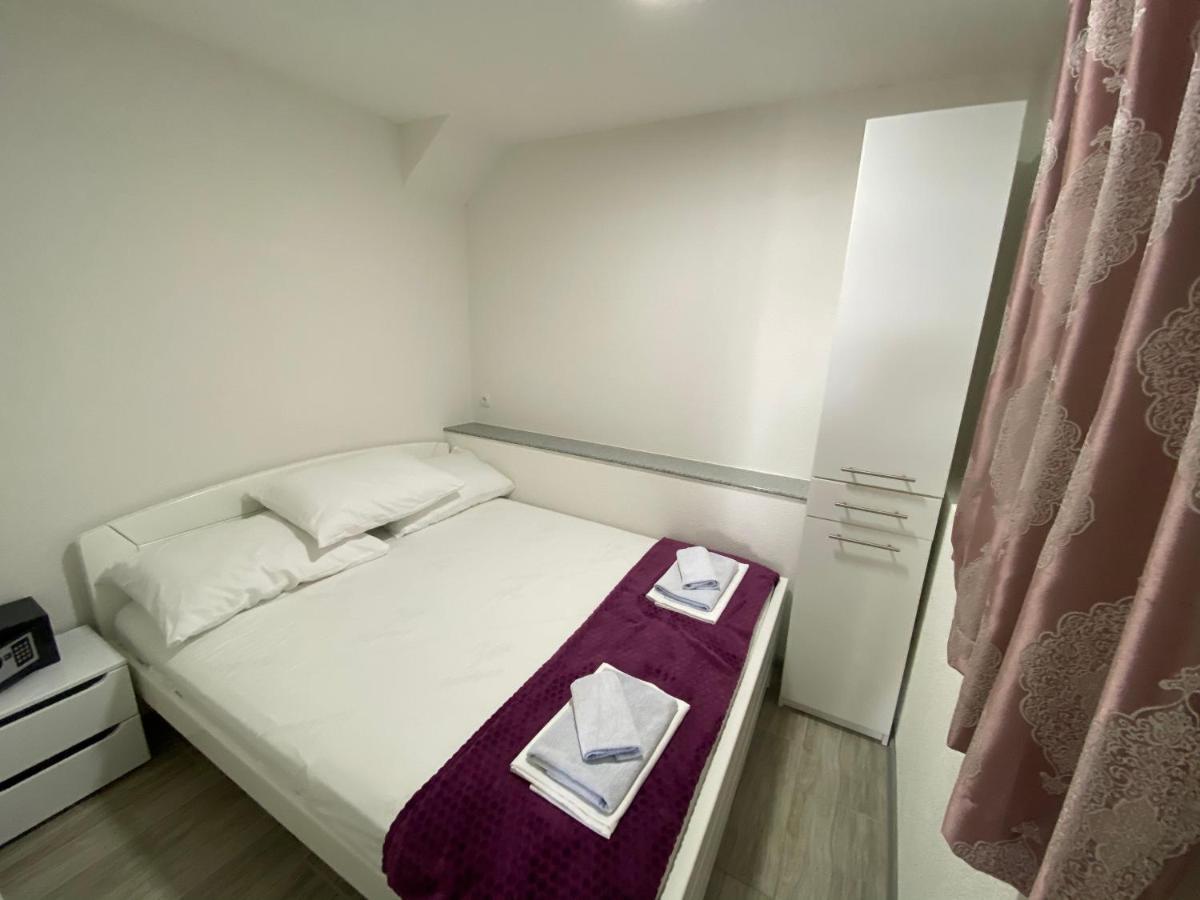 Apartmani Anita 斯塔利格拉德-帕克利尼卡 外观 照片